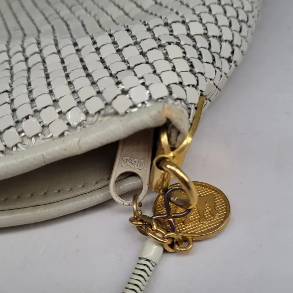 La Regale Vintage 70s Off White Mesh Chainmail Omega Chain Crossbody Bag Handbag
